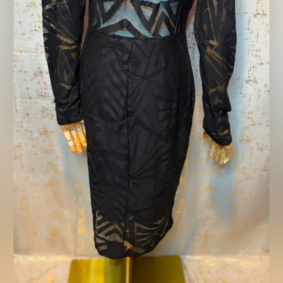 Plus Size, Fashion to Figure Black Laced Dress - Picture 9 of 10